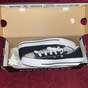 Black converse